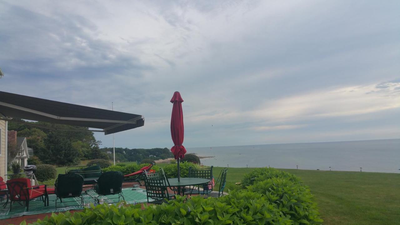 普里茅斯38奥克布鲁弗圈旅馆住宿加早餐旅馆 外观 照片